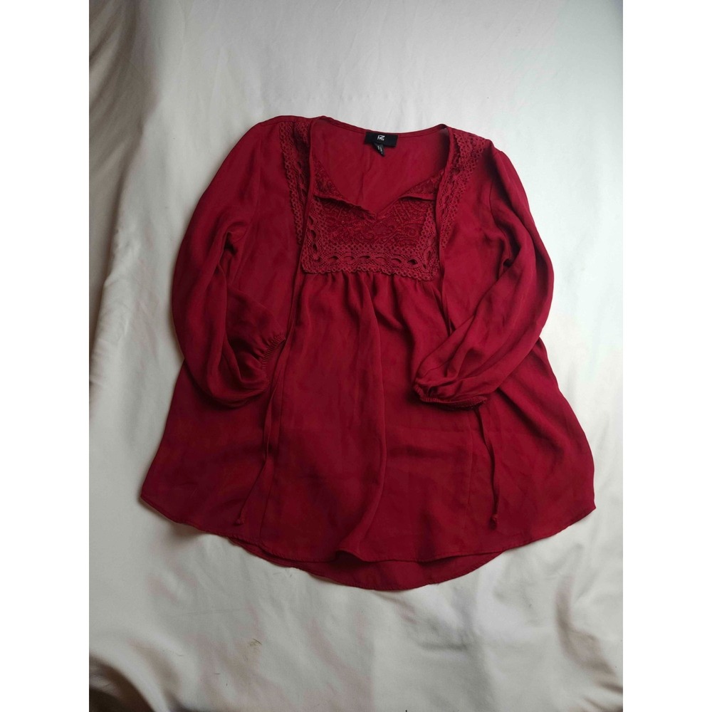 iZ Byer Blouse Womens Medium Red Long Sleeve Crochet Lace Trim Tunic Peasant